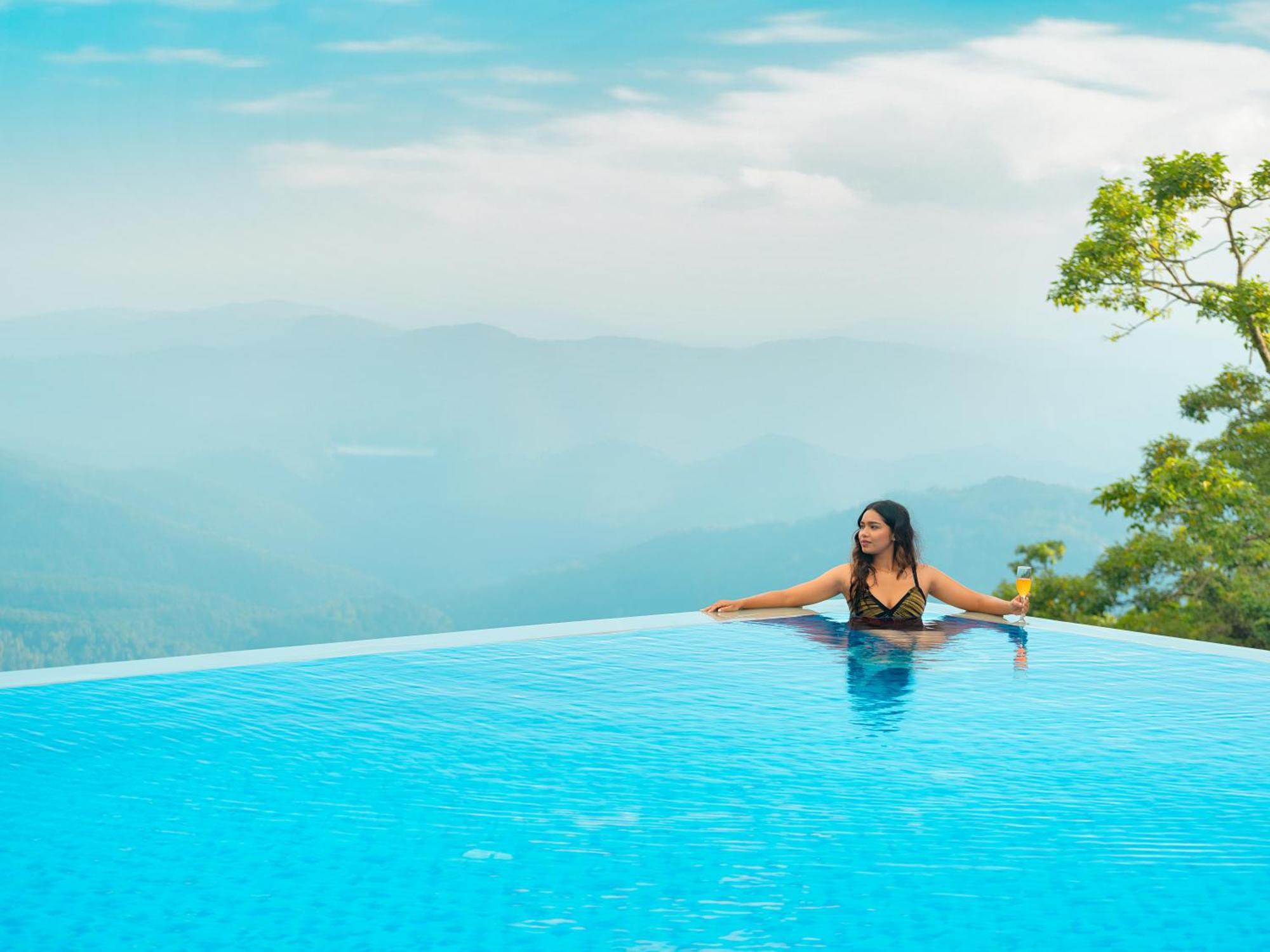 Le Montfort Resort Munnar Exterior photo