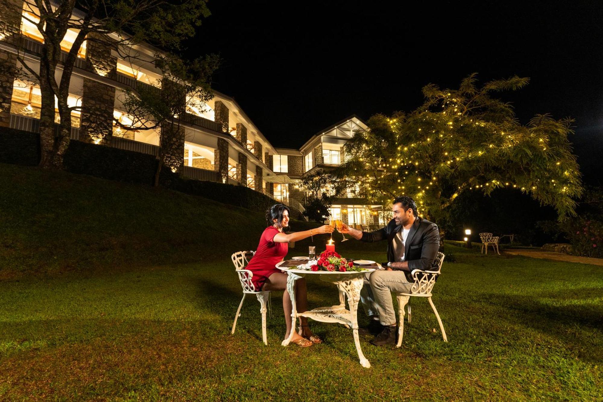 Le Montfort Resort Munnar Exterior photo