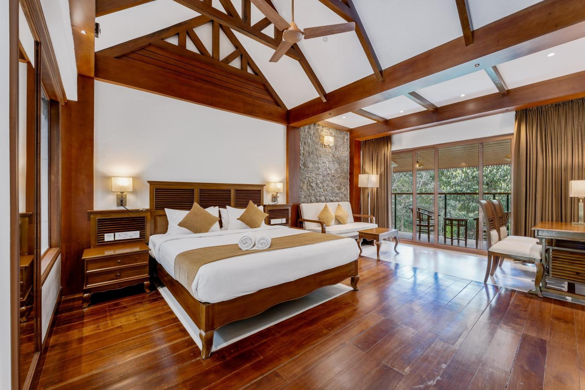 Le Montfort Resort Munnar Exterior photo